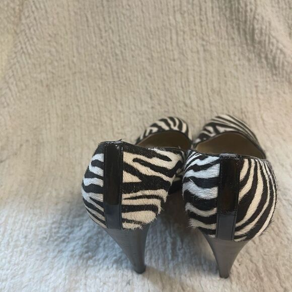 Michael Michael Kors Calf hair Zebra Print platform slip on Heels SZ9.5M - Picture 3 of 10
